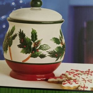 Classic Holly Cookie Jar